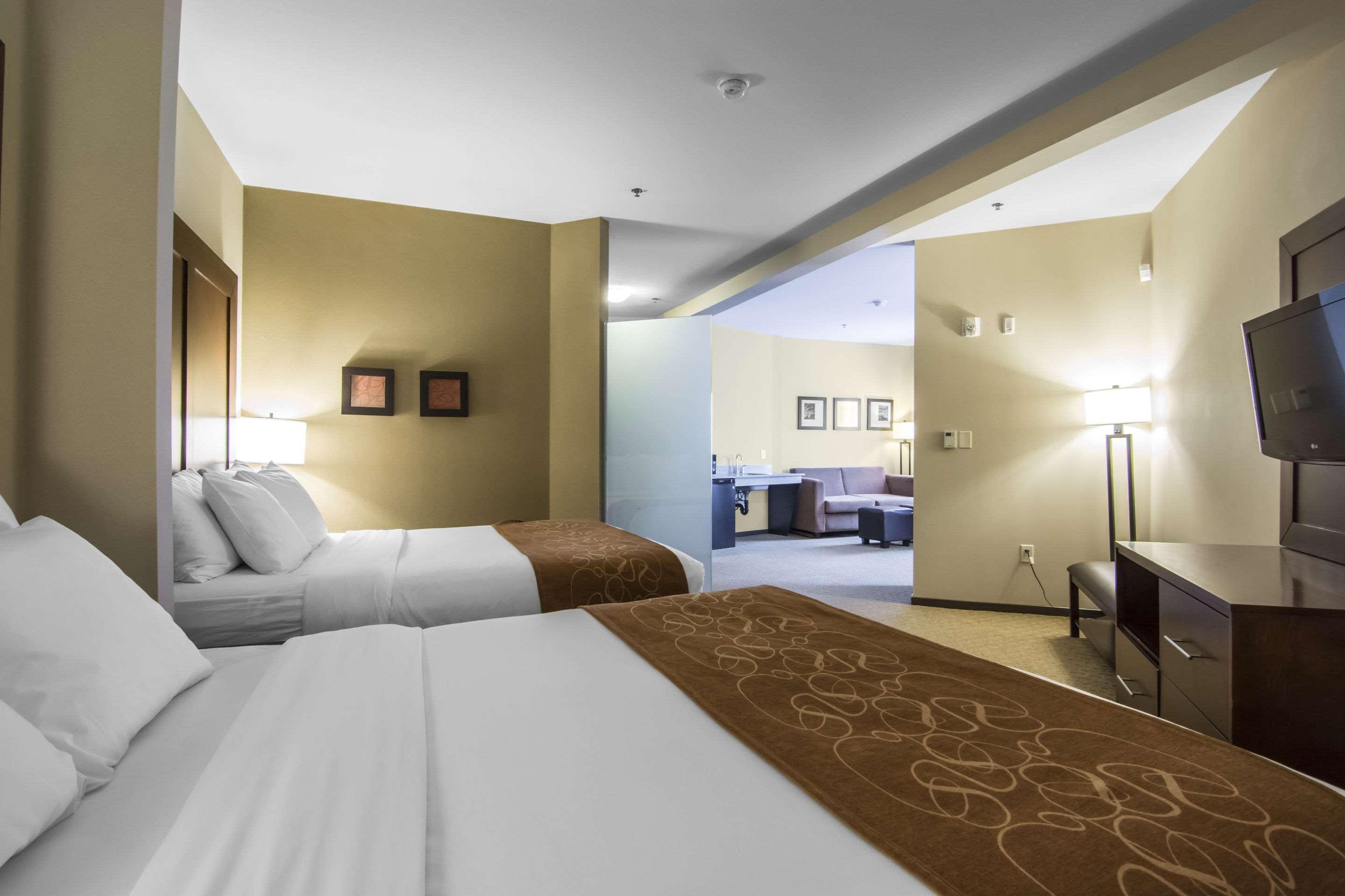 Comfort Suites Saskatoon Esterno foto
