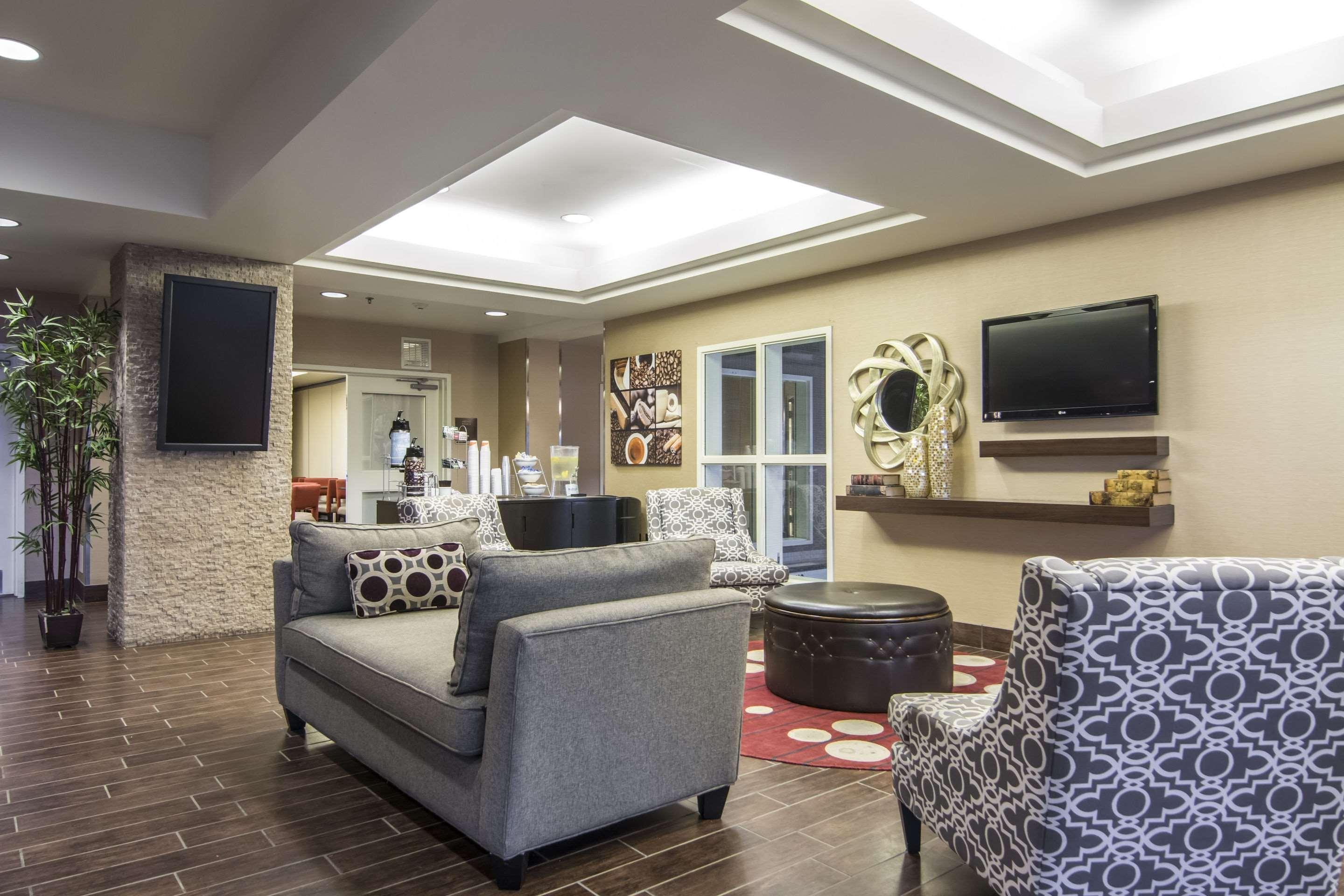 Comfort Suites Saskatoon Esterno foto